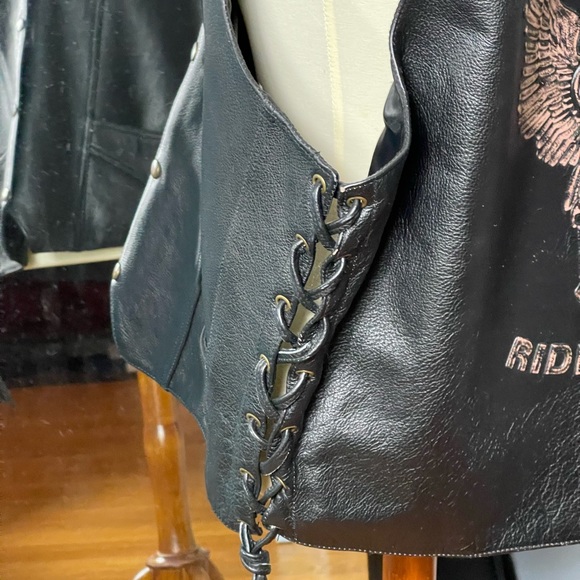 Live To Ride Genuine Leather Biker Motorcycle Vest - Picture 3 of 6